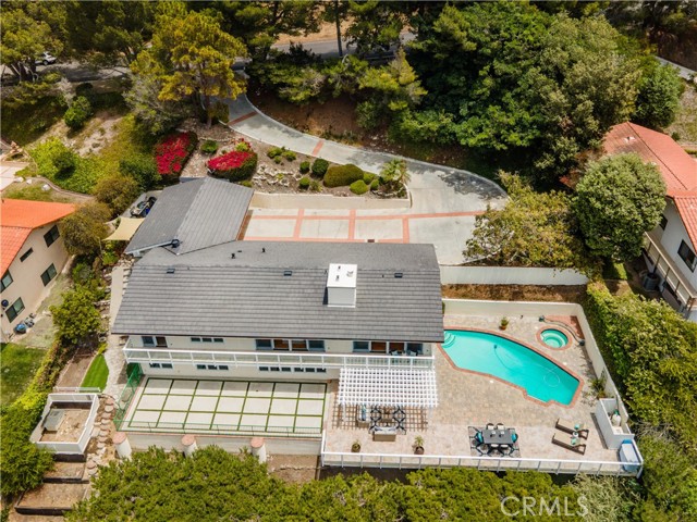 2825 Via Buena, Palos Verdes Estates, California 90274, 4 Bedrooms Bedrooms, ,3 BathroomsBathrooms,Residential,Sold,Via Buena,PV21138800