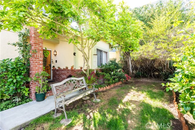 1810 Pullman Lane, Redondo Beach, California 90278, 4 Bedrooms Bedrooms, ,2 BathroomsBathrooms,Residential,Sold,Pullman,SB19032295