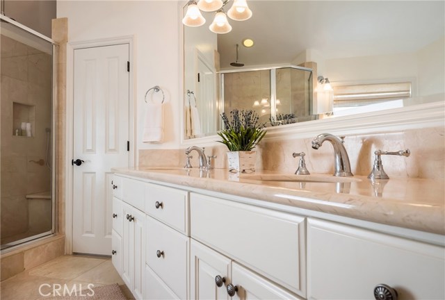 2306 John Street, Manhattan Beach, California 90266, 5 Bedrooms Bedrooms, ,4 BathroomsBathrooms,Residential,Sold,John,SB19259547