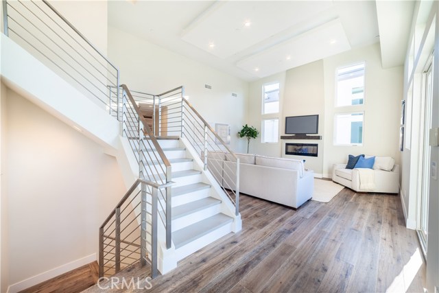 2713 Carnegie Lane, Redondo Beach, California 90278, 4 Bedrooms Bedrooms, ,4 BathroomsBathrooms,Residential,Sold,Carnegie,SB19228634