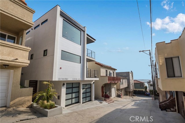 124 38th Place, Manhattan Beach, California 90266, 3 Bedrooms Bedrooms, ,3 BathroomsBathrooms,Residential,Sold,38th,SB18100789