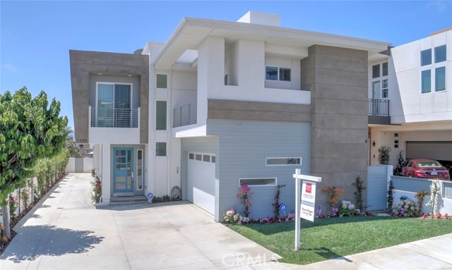 2206 Harriman Lane, Redondo Beach, California 90278, 4 Bedrooms Bedrooms, ,3 BathroomsBathrooms,Residential,Sold,Harriman,SB17178219