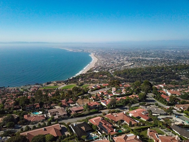 2216 Via Guadalana, Palos Verdes Estates, California 90274, 4 Bedrooms Bedrooms, ,1 BathroomBathrooms,Residential,Sold,Via Guadalana,PV18188517