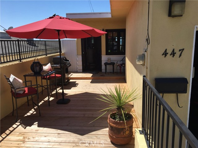 447 Gentry Street, Hermosa Beach, California 90254, 2 Bedrooms Bedrooms, ,1 BathroomBathrooms,Residential,Sold,Gentry,SB17088954