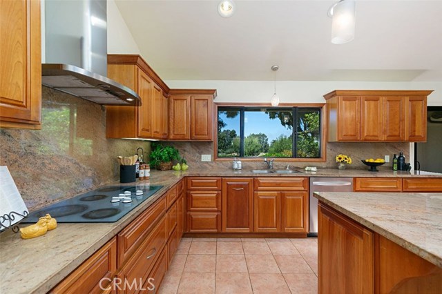 1132 Via Mirabel, Palos Verdes Estates, California 90274, 6 Bedrooms Bedrooms, ,4 BathroomsBathrooms,Residential,Sold,Via Mirabel,PV19192852