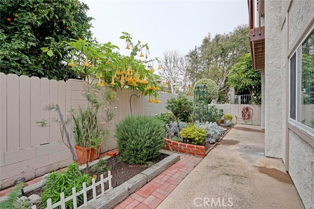 109 Helberta Avenue, Redondo Beach, California 90277, 3 Bedrooms Bedrooms, ,2 BathroomsBathrooms,Residential,Sold,Helberta,SB18059847