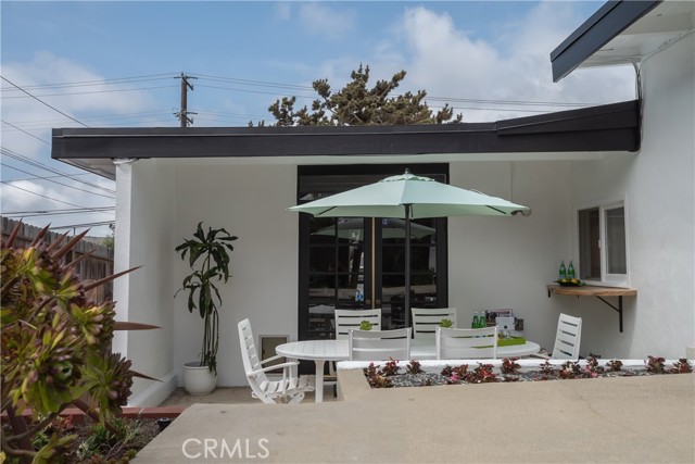 1420 2nd Street, Manhattan Beach, California 90266, 5 Bedrooms Bedrooms, ,3 BathroomsBathrooms,Residential,Sold,2nd,SB21088439