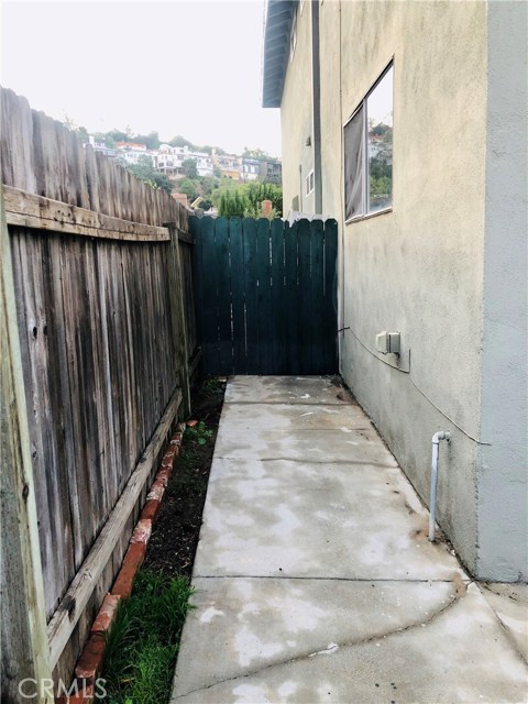 24237 Ocean Avenue, Torrance, California 90505, 1 Bedroom Bedrooms, ,1 BathroomBathrooms,Residential Lease,Sold,Ocean,PV19263369