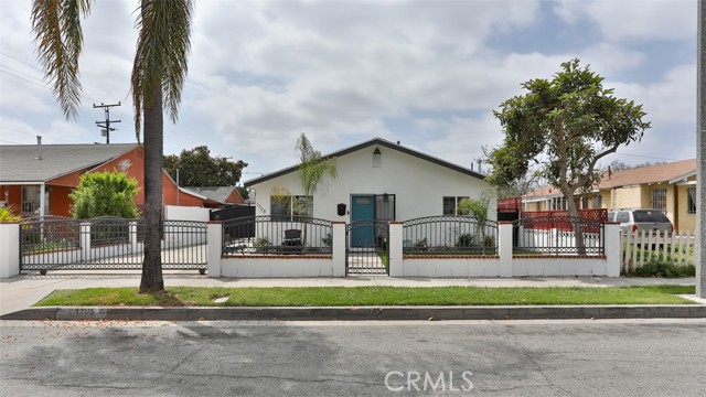 3 Bed Home for Sale in Compton, California