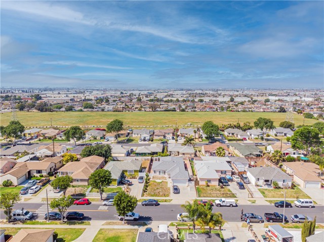 3 Bed Home for Sale in Compton, California