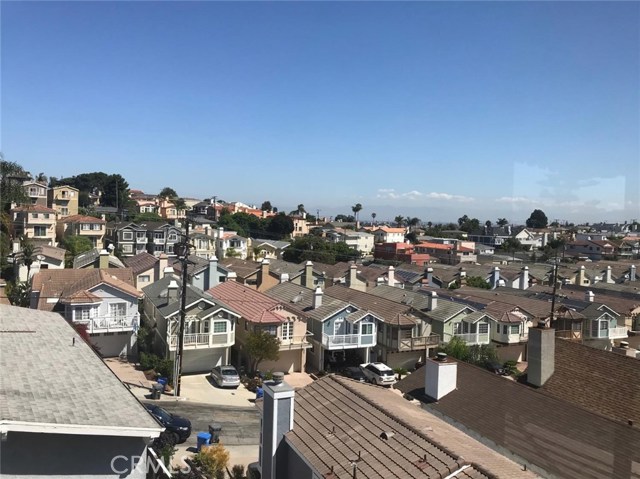 1287 7th Place, Hermosa Beach, California 90254, 4 Bedrooms Bedrooms, ,3 BathroomsBathrooms,Residential,Sold,7th,TR19240895