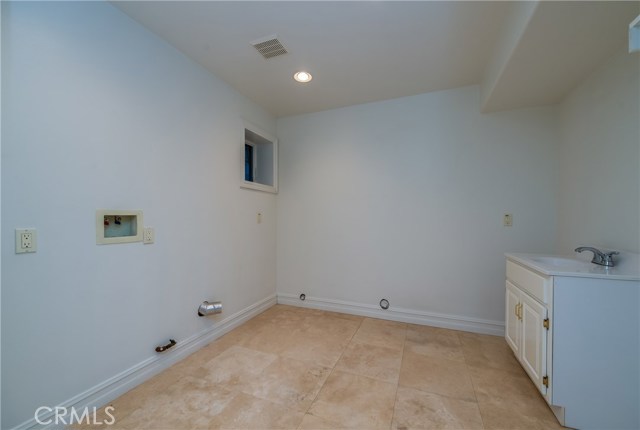 607 Guadalupe Avenue, Redondo Beach, California 90277, 4 Bedrooms Bedrooms, ,4 BathroomsBathrooms,Residential,Sold,Guadalupe,PV18043170