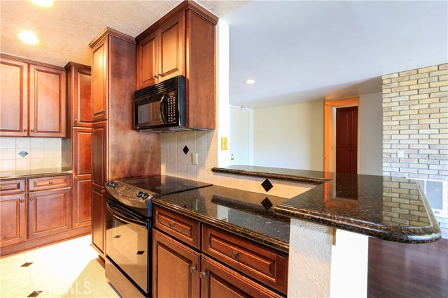 6542 Ocean Crest Drive, Rancho Palos Verdes, California 90275, 2 Bedrooms Bedrooms, ,2 BathroomsBathrooms,Residential,Sold,Ocean Crest,PW19184666