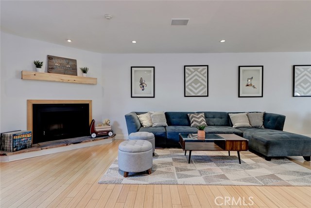2520 Graham Avenue, Redondo Beach, California 90278, 2 Bedrooms Bedrooms, ,1 BathroomBathrooms,Residential,Sold,Graham,SB20150608