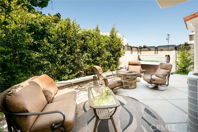 1904 Slauson Lane, Redondo Beach, California 90278, 3 Bedrooms Bedrooms, ,2 BathroomsBathrooms,Residential,Sold,Slauson,SB19197433