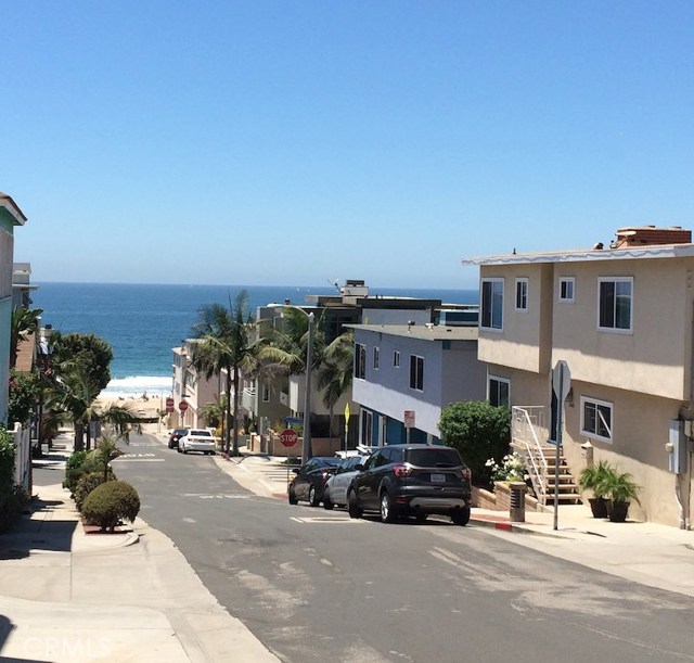 220 23rd Street, Manhattan Beach, California 90266, 3 Bedrooms Bedrooms, ,1 BathroomBathrooms,Residential,Sold,23rd,OC19050321