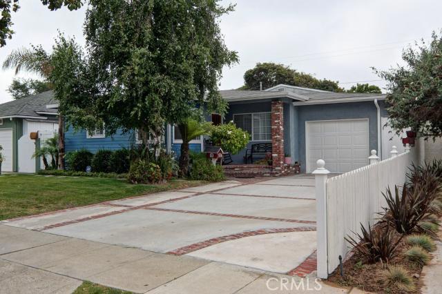 2510 Fisk Lane, Redondo Beach, California 90278, 3 Bedrooms Bedrooms, ,2 BathroomsBathrooms,Residential,Sold,Fisk,S12077107