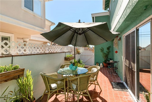 2113 Pullman Lane, Redondo Beach, California 90278, 3 Bedrooms Bedrooms, ,3 BathroomsBathrooms,Residential,Sold,Pullman,SB21045078