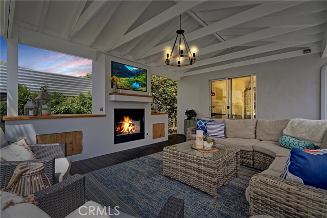 2306 Graham Avenue, Redondo Beach, California 90278, 2 Bedrooms Bedrooms, ,2 BathroomsBathrooms,Residential,Sold,Graham,SB18096314