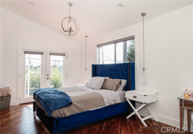 2314 Robinson Street, Redondo Beach, California 90278, 4 Bedrooms Bedrooms, ,3 BathroomsBathrooms,Residential,Sold,Robinson,SB20254263