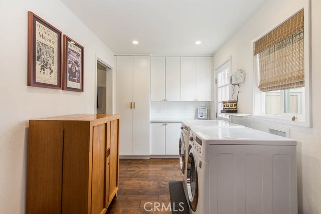 2621 Mathews Avenue, Redondo Beach, California 90278, 3 Bedrooms Bedrooms, ,2 BathroomsBathrooms,Residential,Sold,Mathews,SB20148757