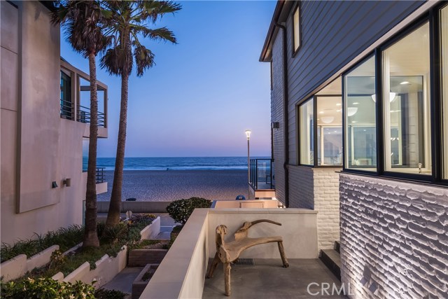 3330 The Strand, Hermosa Beach, California 90254, 5 Bedrooms Bedrooms, ,5 BathroomsBathrooms,Residential,Sold,The Strand,SB18221247