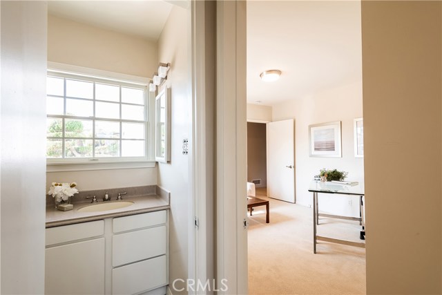 View looking into 3rd bedroom.