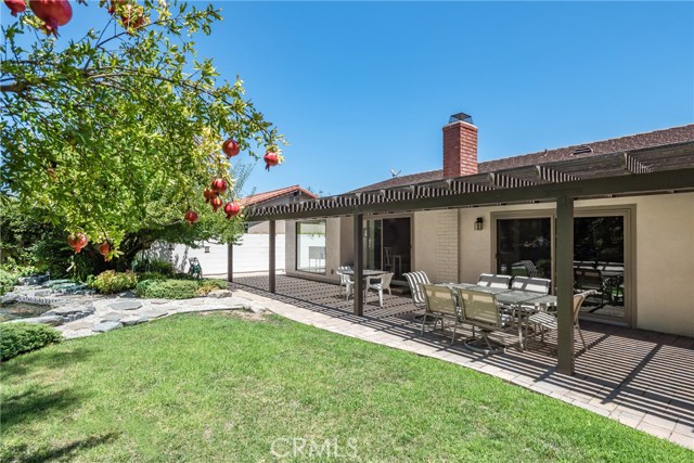 4031 Rousseau Lane, Palos Verdes Peninsula, California 90274, 3 Bedrooms Bedrooms, ,2 BathroomsBathrooms,Residential,Sold,Rousseau,PV17158921