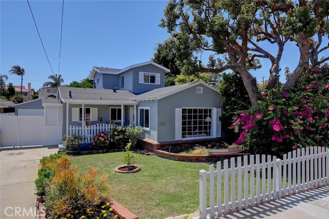 1930 Robinson Street, Redondo Beach, California 90278, 3 Bedrooms Bedrooms, ,3 BathroomsBathrooms,Residential,Sold,Robinson,SB19205802