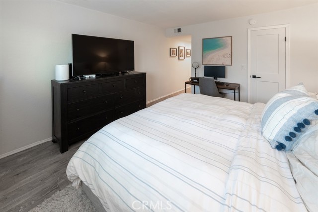 2 Bed Home for Sale in El Segundo, California