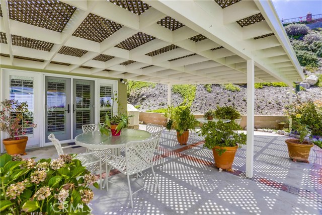 28613 Stokowski Drive, Rancho Palos Verdes, California 90275, 4 Bedrooms Bedrooms, ,3 BathroomsBathrooms,Residential,Sold,Stokowski,SB19214533