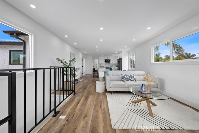 2406 Ripley Avenue, Redondo Beach, California 90278, 3 Bedrooms Bedrooms, ,2 BathroomsBathrooms,Residential,Sold,Ripley,SB21143037