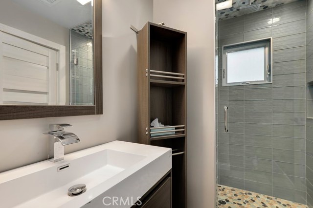 2031 Hillcrest Drive, Hermosa Beach, California 90254, 3 Bedrooms Bedrooms, ,4 BathroomsBathrooms,Residential,Sold,Hillcrest,PW20026303