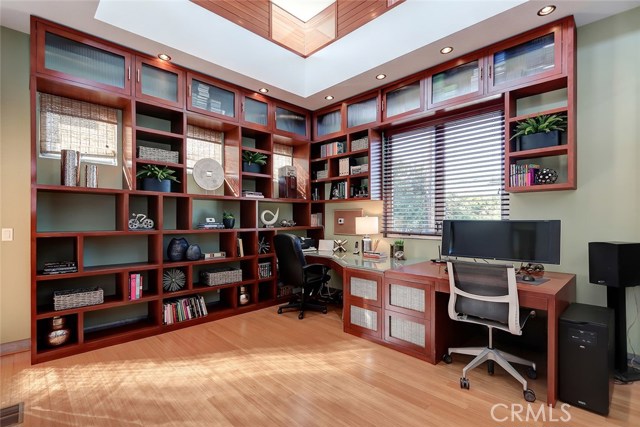 794 27th Street, Manhattan Beach, California 90266, 5 Bedrooms Bedrooms, ,3 BathroomsBathrooms,Residential,Sold,27th,SB20032410