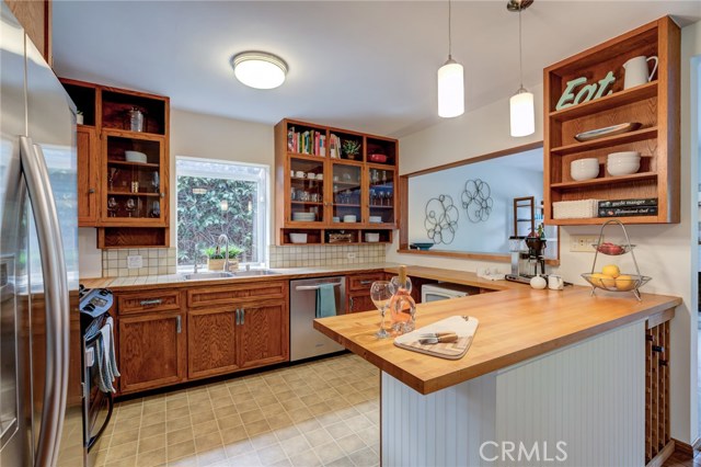 607 Camino Real, Redondo Beach, California 90277, 2 Bedrooms Bedrooms, ,2 BathroomsBathrooms,Residential,Sold,Camino Real,SB20134527