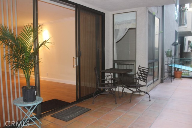 2 Bed Home for Sale in Los Angeles, California