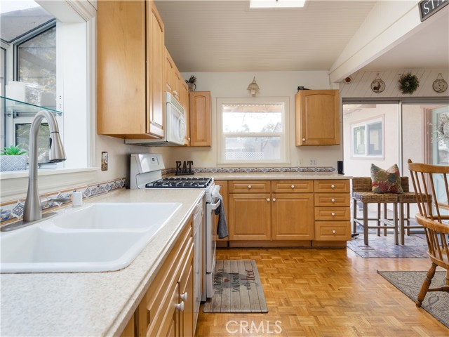 1142 23rd Street, Manhattan Beach, California 90266, 3 Bedrooms Bedrooms, ,1 BathroomBathrooms,Residential,Sold,23rd,SB21029088