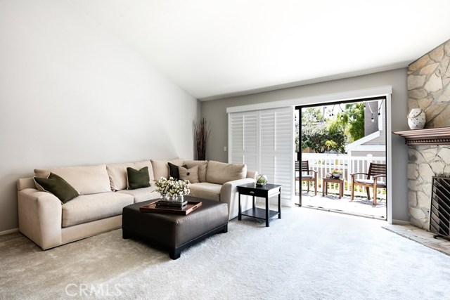 606 Guadalupe Avenue, Redondo Beach, California 90277, 2 Bedrooms Bedrooms, ,Residential,Sold,Guadalupe,PV18085371