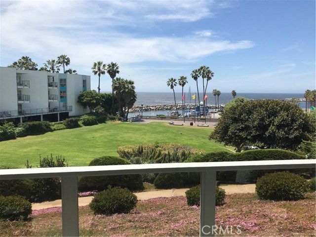 250 The Village, Redondo Beach, California 90277, 1 Bedroom Bedrooms, ,1 BathroomBathrooms,Residential,Sold,The Village,PV20097741