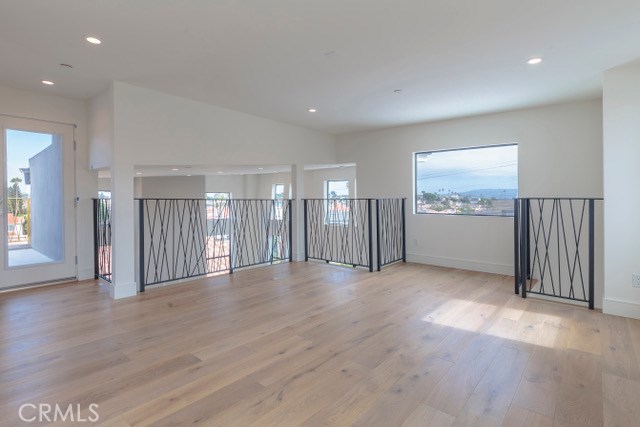 2207 Harriman Lane, Redondo Beach, California 90278, 3 Bedrooms Bedrooms, ,3 BathroomsBathrooms,Residential,Sold,Harriman,PV17166396