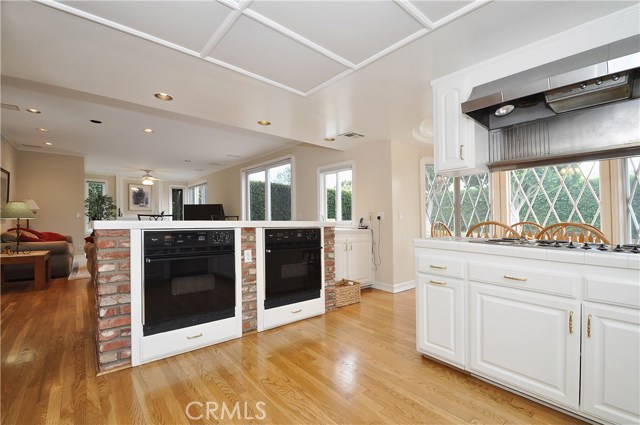8 Arrowhead Lane, Rolling Hills Estates, California 90274, 5 Bedrooms Bedrooms, ,3 BathroomsBathrooms,Residential,Sold,Arrowhead,PV18046943
