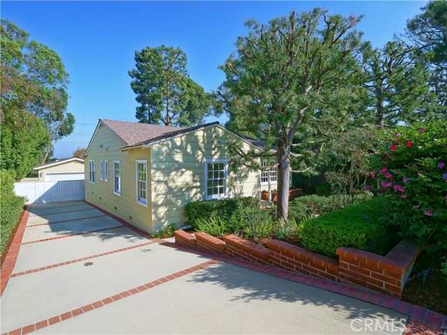 4041 Via Solano, Palos Verdes Estates, California 90274, 3 Bedrooms Bedrooms, ,2 BathroomsBathrooms,Residential,Sold,Via Solano,PV19181666