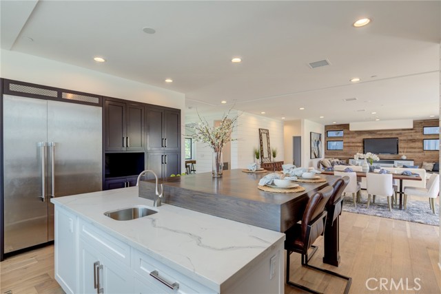 1130 21st Street, Manhattan Beach, California 90266, 5 Bedrooms Bedrooms, ,4 BathroomsBathrooms,Residential,Sold,21st,SB21098347
