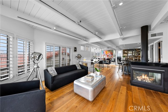 712 Highland Avenue, Manhattan Beach, California 90266, 3 Bedrooms Bedrooms, ,4 BathroomsBathrooms,Residential,Sold,Highland,SB21087613