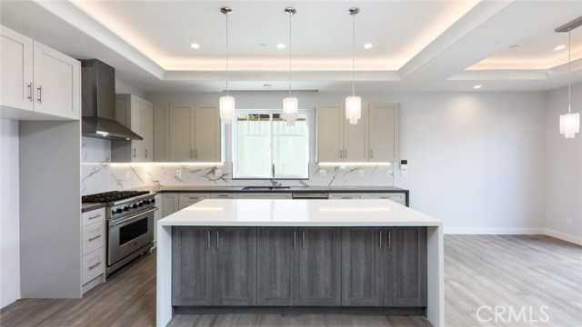 1917 Farrell Avenue, Redondo Beach, California 90278, 4 Bedrooms Bedrooms, ,3 BathroomsBathrooms,Residential,Sold,Farrell,PV20259109