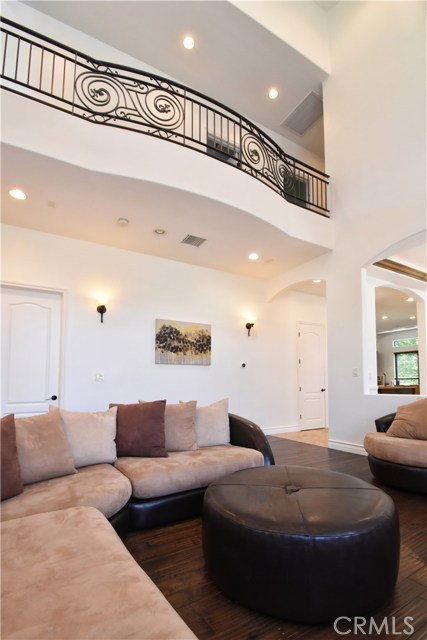 2612 Poinsettia Avenue, Manhattan Beach, California 90266, 5 Bedrooms Bedrooms, ,5 BathroomsBathrooms,Residential,Sold,Poinsettia,SB20134895