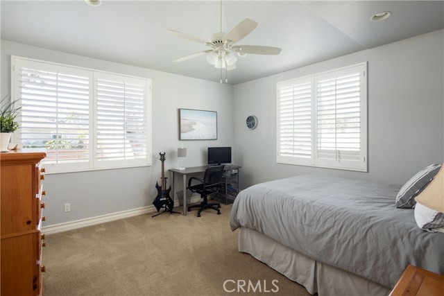 931 17th Street, Manhattan Beach, California 90266, 6 Bedrooms Bedrooms, ,4 BathroomsBathrooms,Residential,Sold,17th,SB19069902