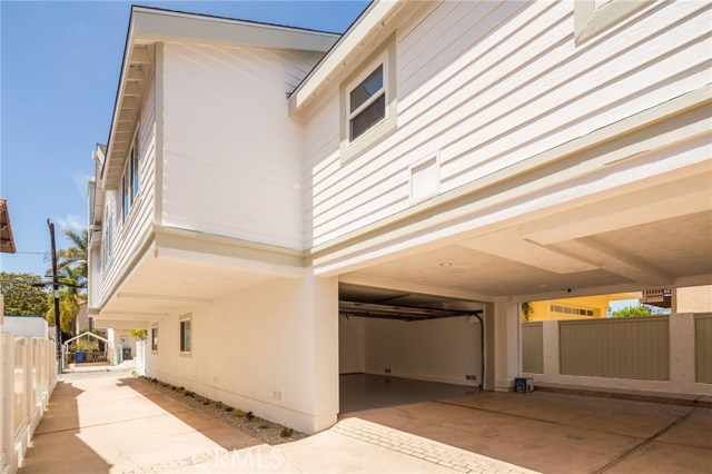 527 Maria Avenue, Redondo Beach, California 90277, 3 Bedrooms Bedrooms, ,2 BathroomsBathrooms,Residential,Sold,Maria,TR17109410