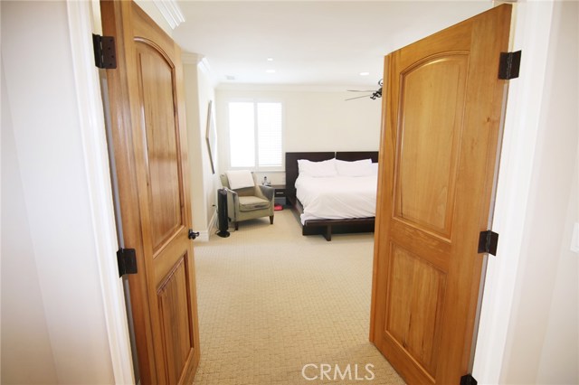 1701 Meadows Avenue, Manhattan Beach, California 90266, 5 Bedrooms Bedrooms, ,3 BathroomsBathrooms,Residential,Sold,Meadows,SB18088977