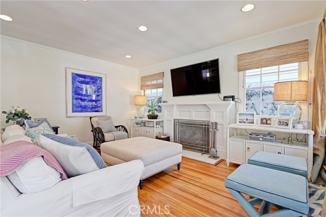 504 21st Street, Manhattan Beach, California 90266, 3 Bedrooms Bedrooms, ,1 BathroomBathrooms,Residential,Sold,21st,SB21008656